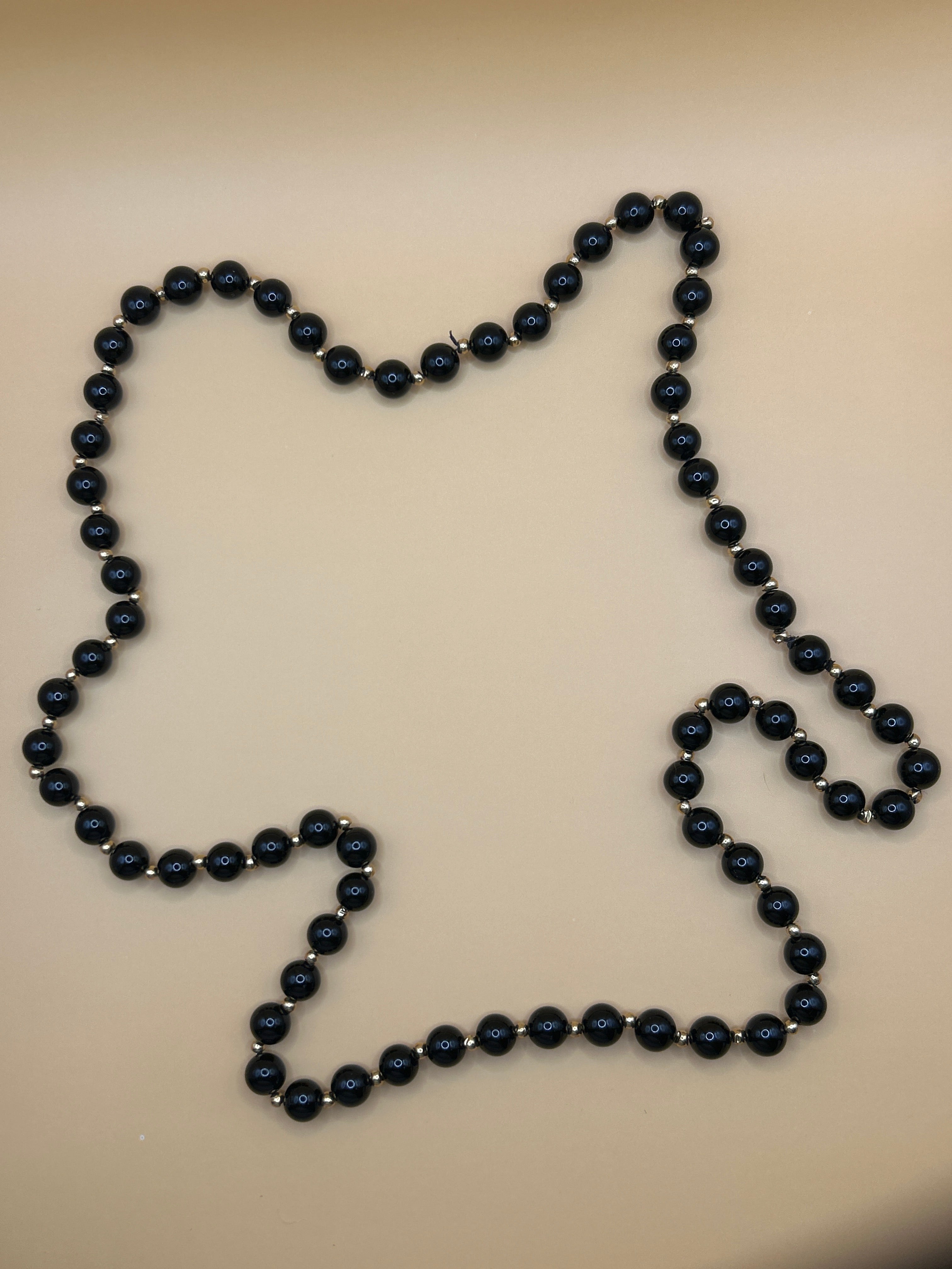 14k and onyx bead necklace